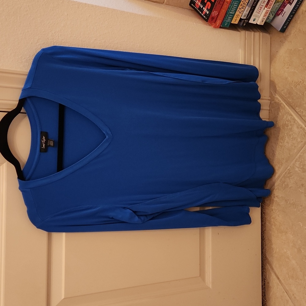 Lord & Taylor tunic yoga shirt ladies